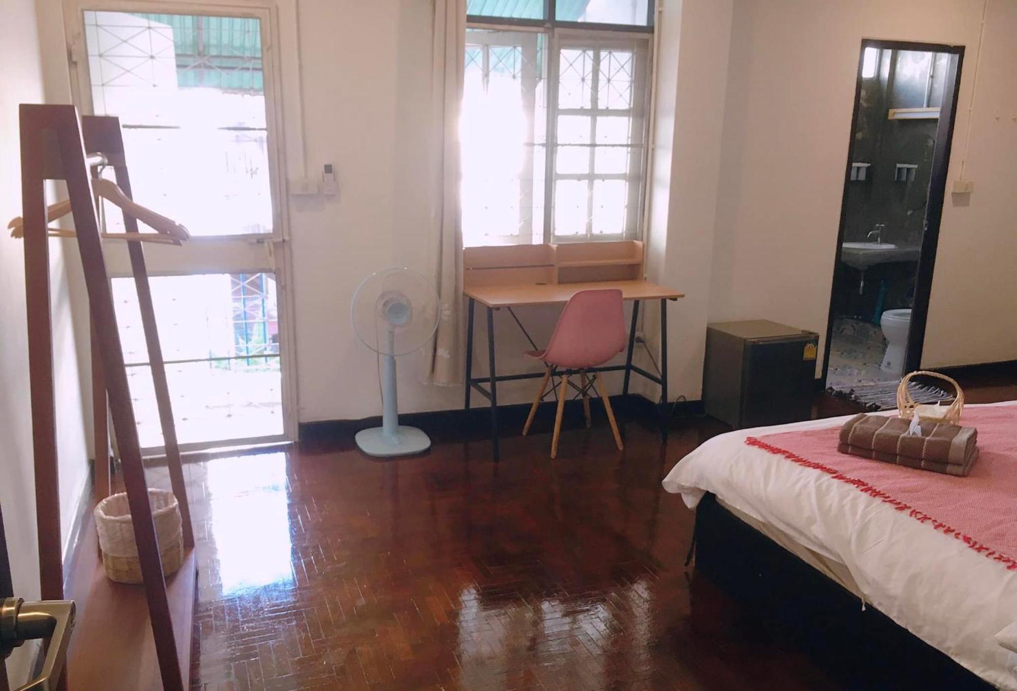 Wayside Guesthouse Chiang Mai Luaran gambar